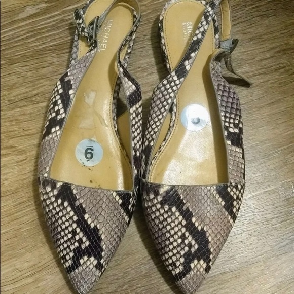 3 for $25!Michael Michael Kors snake print flats size 9M - Picture 1 of 2